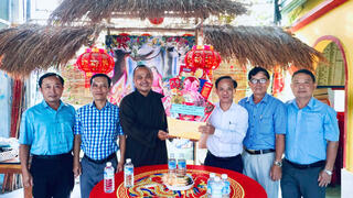 <a href="/tin-tuc-su-kien/thong-tin-van-hoa-xa-hoi" title="THÔNG TIN VĂN HÓA, XÃ HỘI" rel="dofollow">Văn hóa - Xã hội</a>