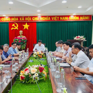 <a href="/tin-tuc-su-kien/thong-tin-an-ninh-trat-tu" title="THÔNG TIN AN NINH, TRẬT TỰ" rel="dofollow">AN NINH - TRẬT TỰ</a>